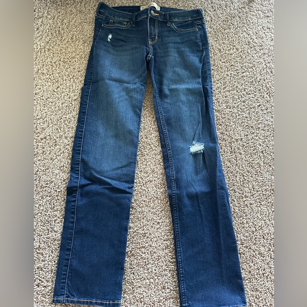 Low rise Hollister straight jeans size 5